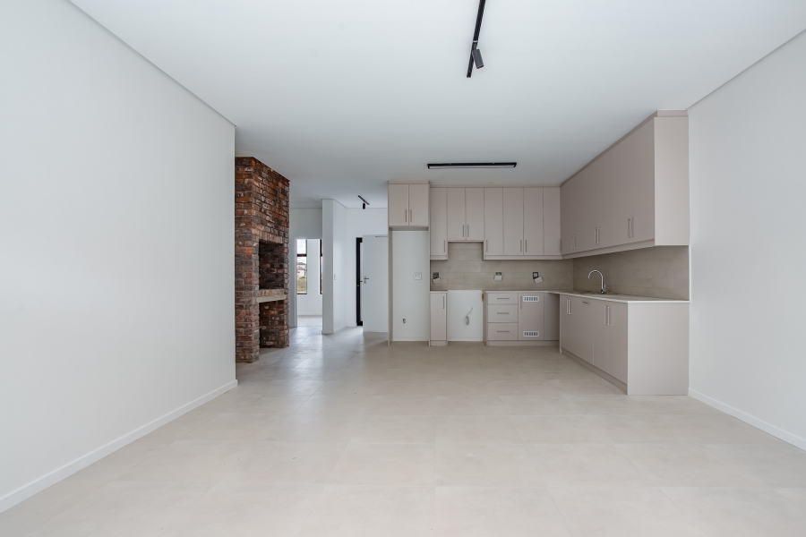 3 Bedroom Property for Sale in Honeydew Country Estate Western Cape